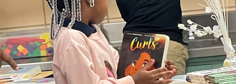 We're Reading in the Lou